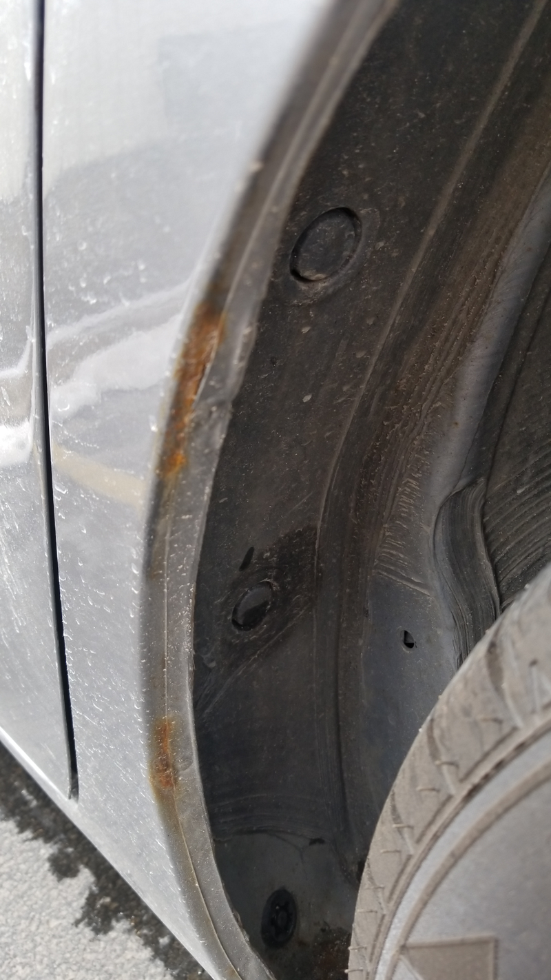 Driver’s side rear wheel well